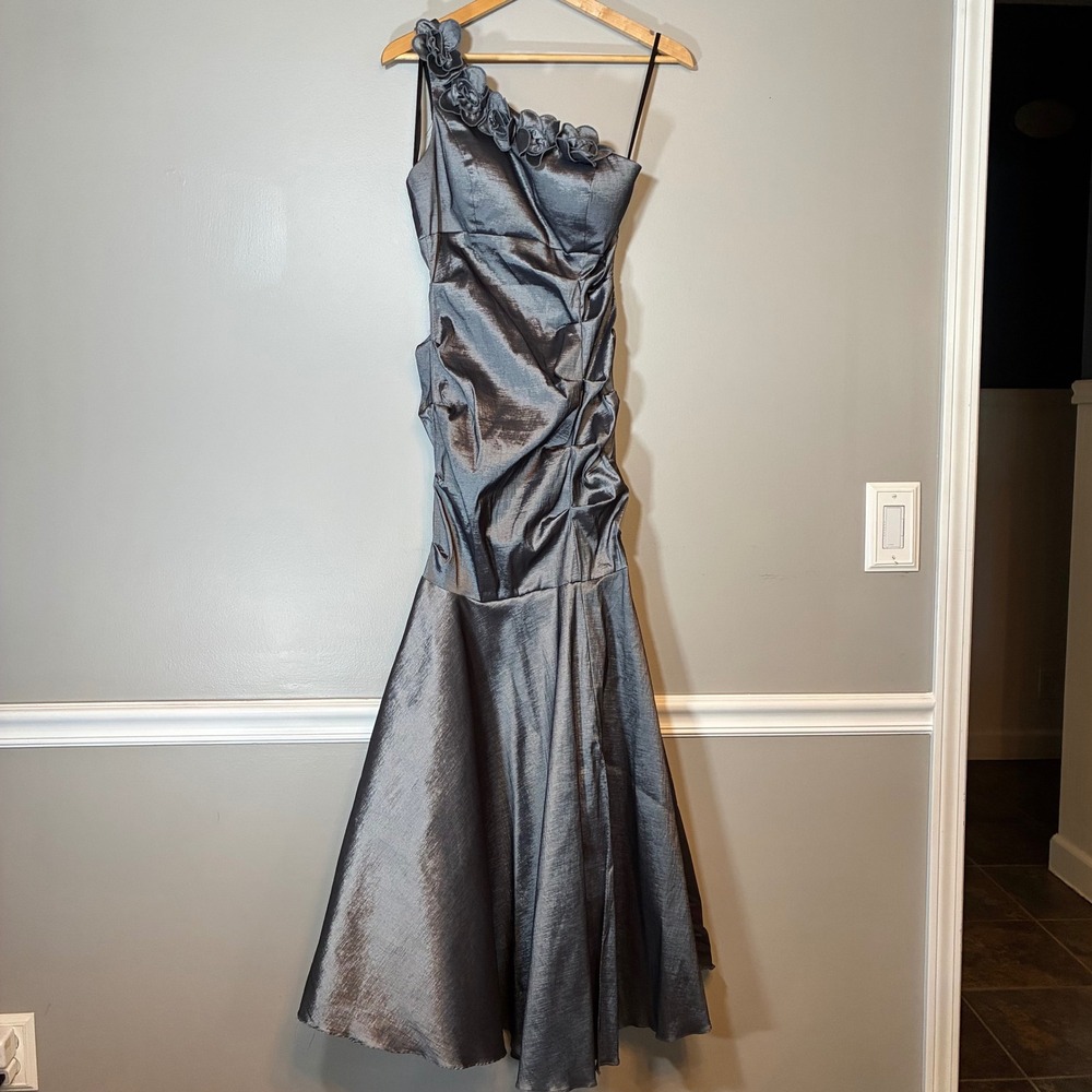 Blondie Nites Stacy Sklar One Shoulder Rosette Mermaid Gown Grey Metallic 11